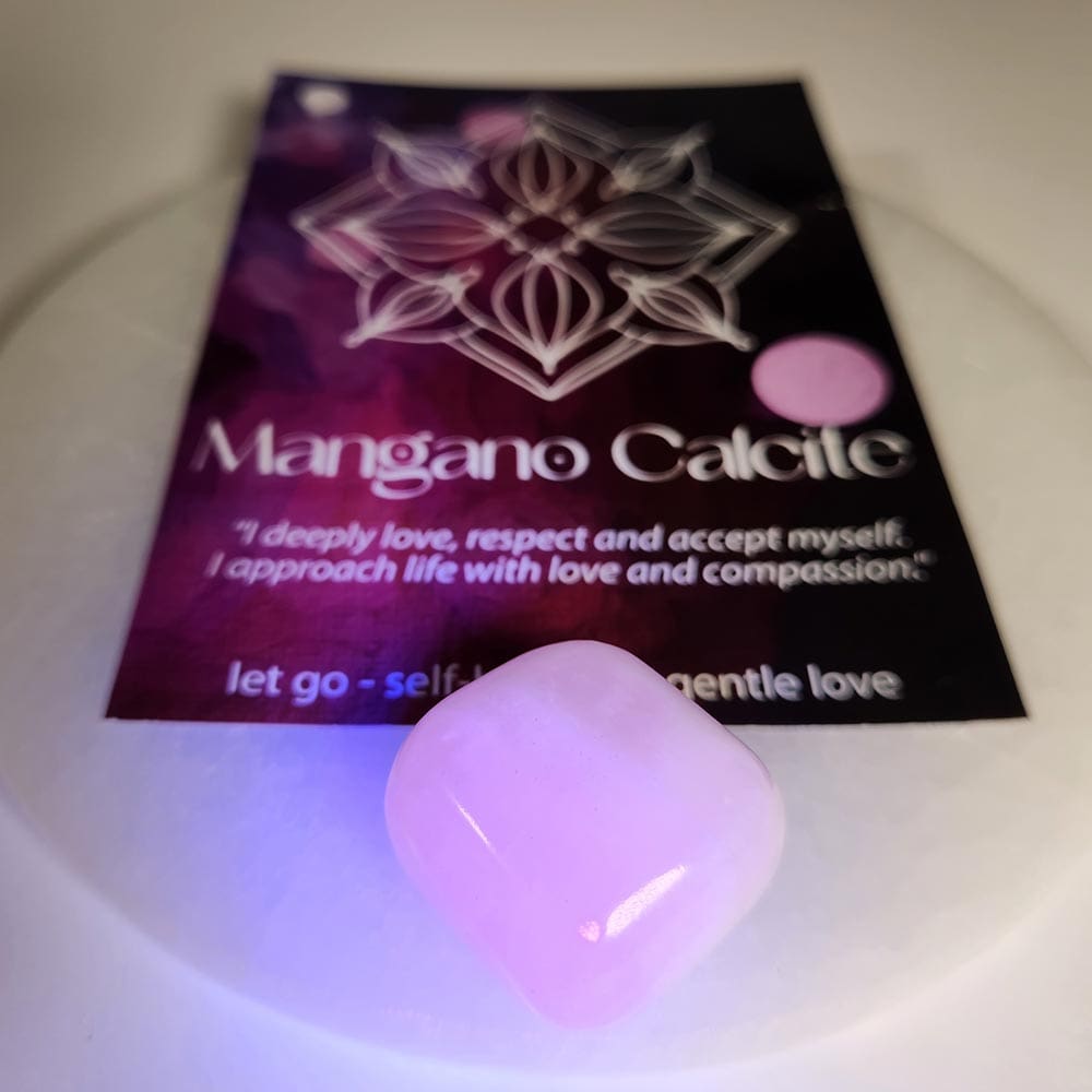 Love-Essentials-Mangano-Calcite